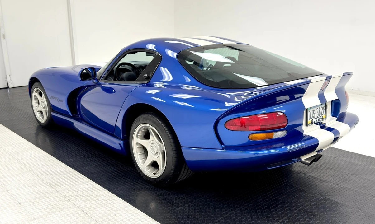 1996 Dodge Viper GTS 2nd Gen - Image 3 of 12