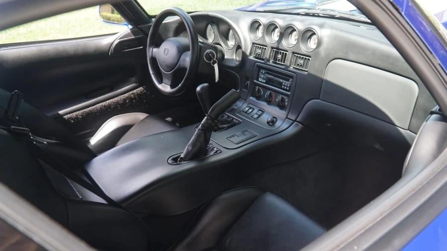 1996 Dodge Viper GTS 2nd Gen - Image 21 of 31