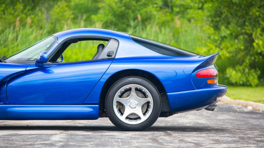 1996 Dodge Viper GTS 2nd Gen - Image 18 of 20
