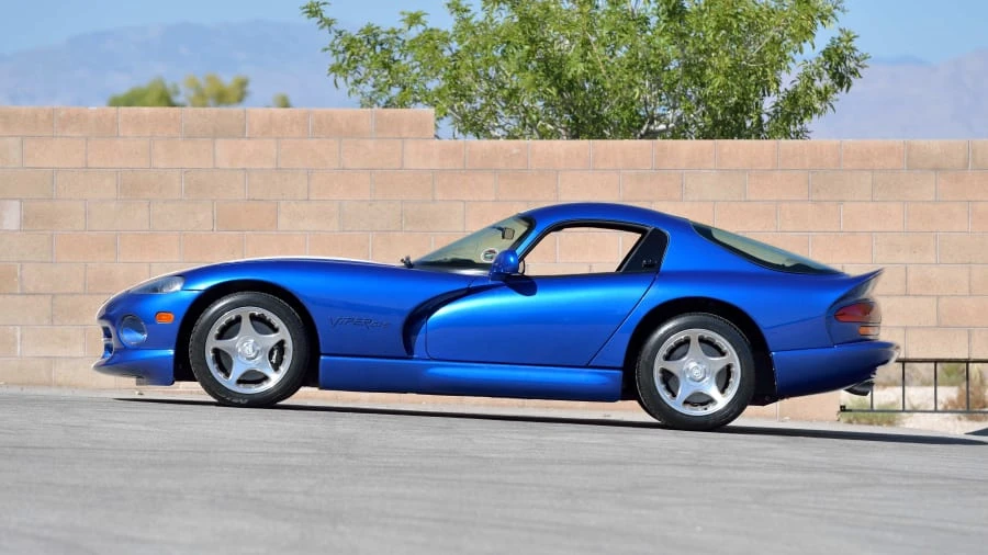 1996 Dodge Viper GTS 2nd Gen - Image 2 of 12