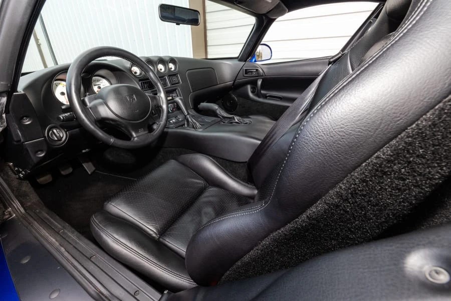1996 Dodge Viper GTS 2nd Gen - Image 25 of 31