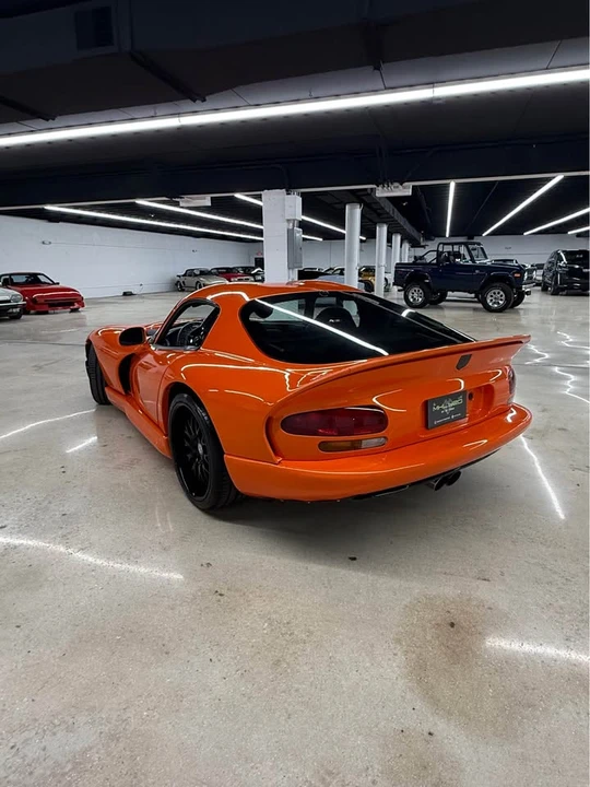 1996 Dodge Viper GTS 2nd Gen - Image 7 of 9