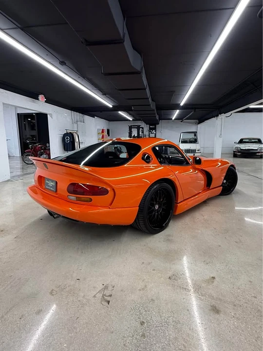 1996 Dodge Viper GTS 2nd Gen - Image 8 of 9