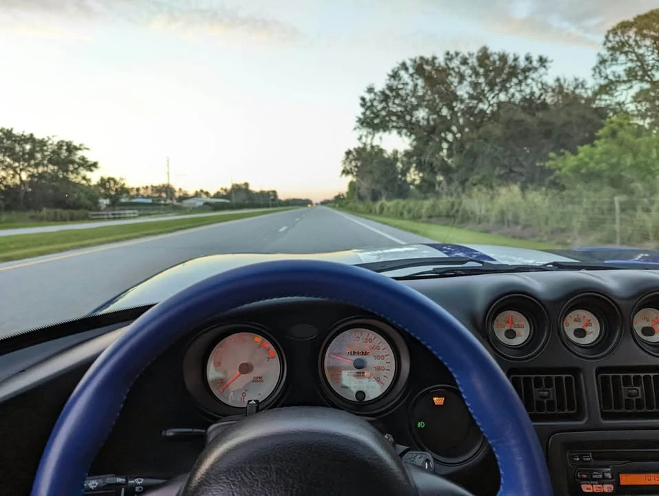 1996 Dodge Viper GTS 2nd Gen - Image 4 of 13