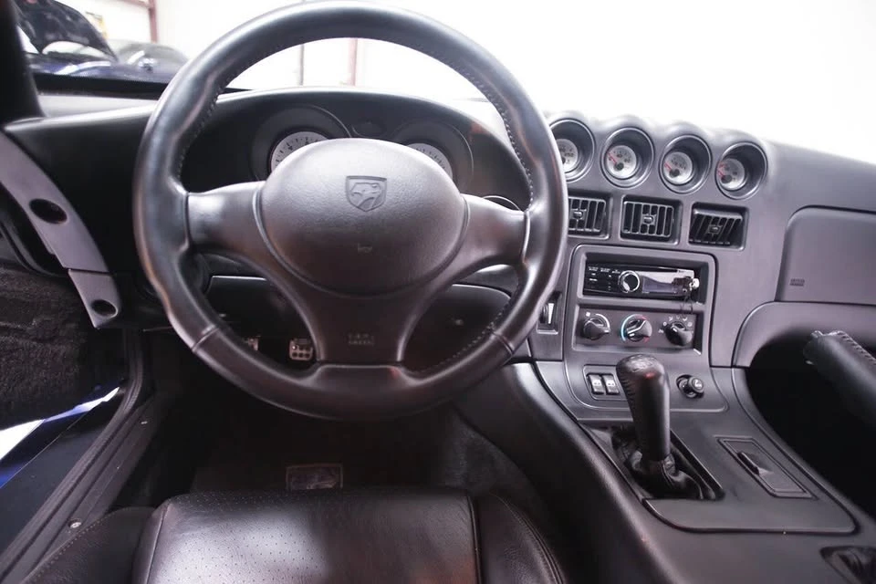 1996 Dodge Viper GTS 2nd Gen - Image 16 of 20