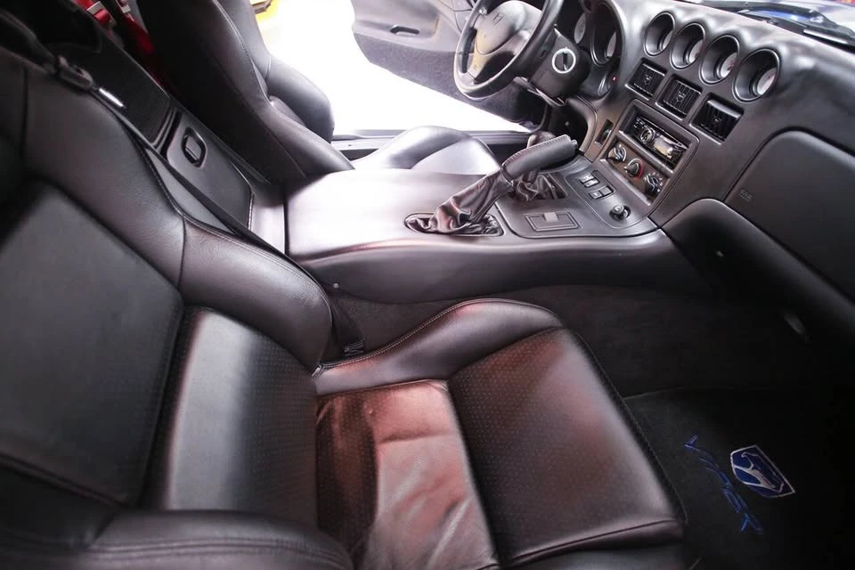 1996 Dodge Viper GTS 2nd Gen - Image 18 of 20