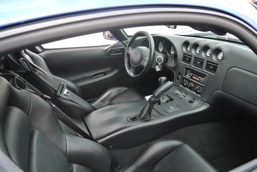 1996 Dodge Viper GTS 2nd Gen - Image 2 of 4