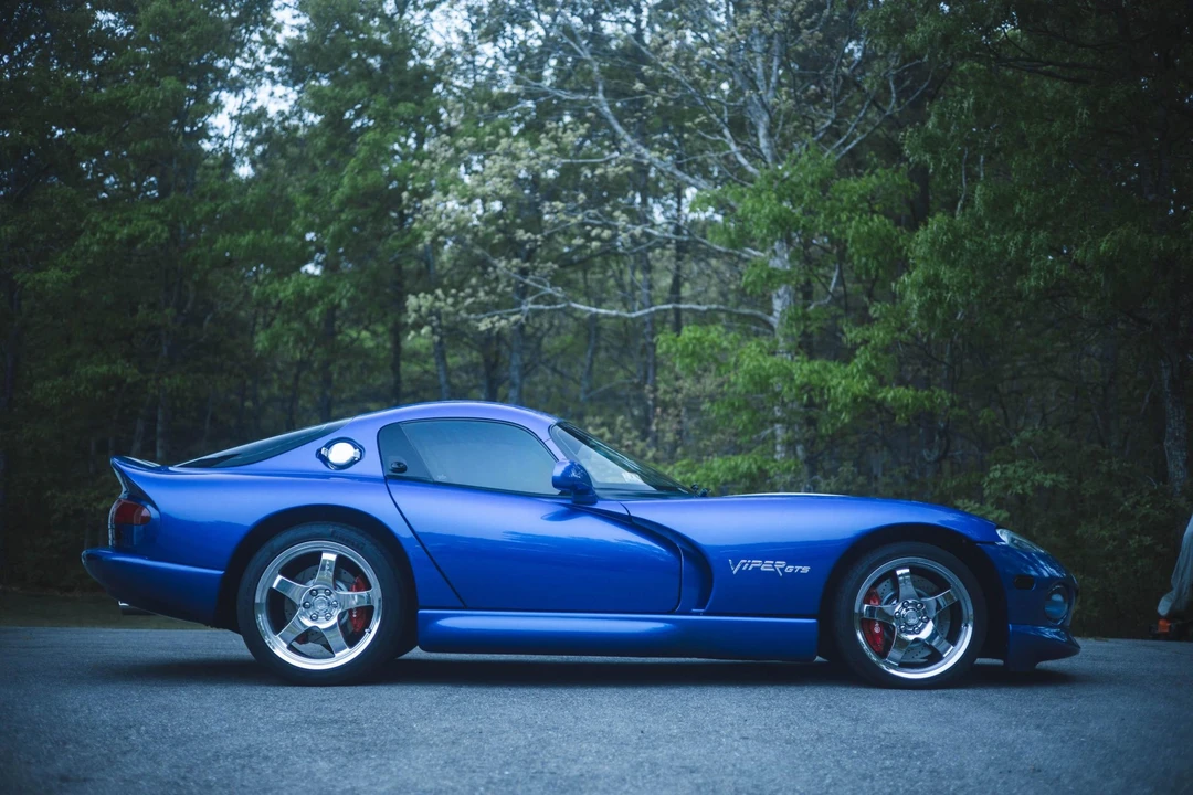 1996 Dodge Viper GTS 2nd Gen - Image 11 of 31