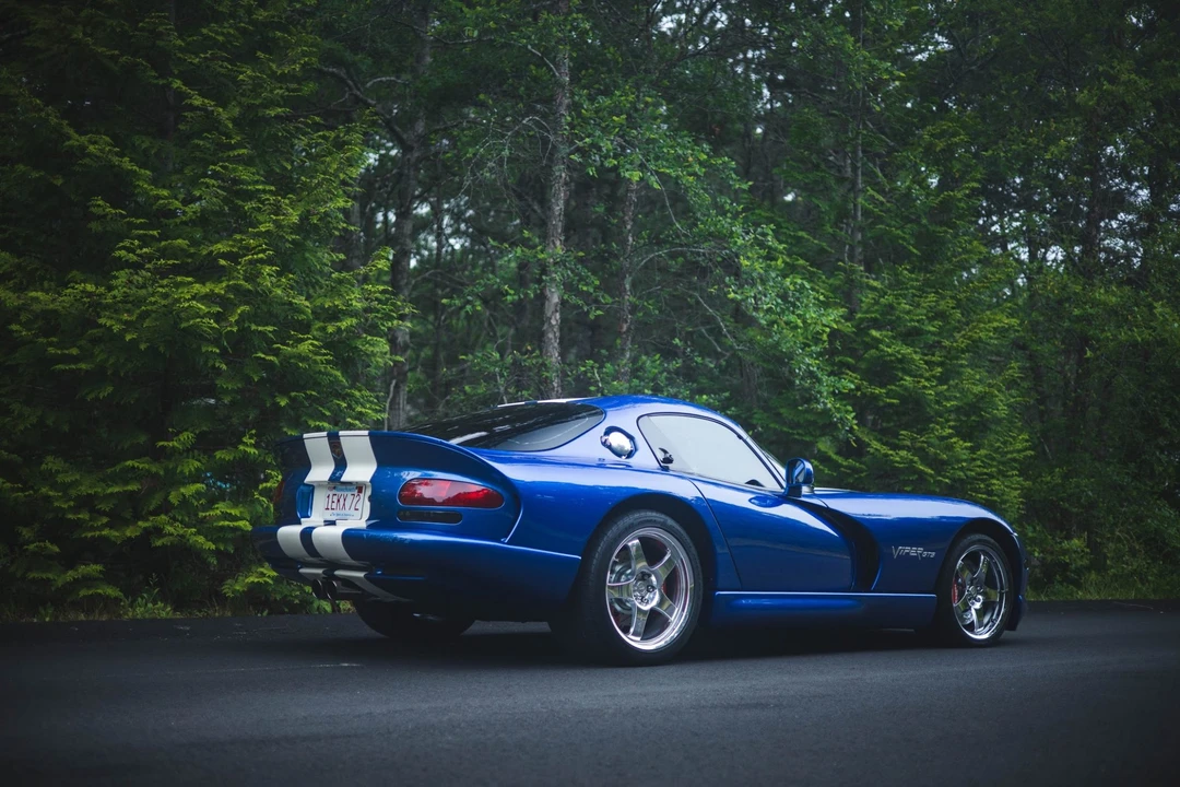 1996 Dodge Viper GTS 2nd Gen - Image 8 of 31