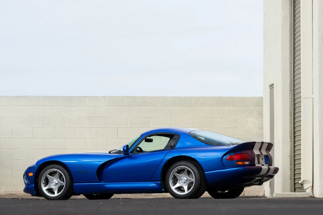 1996 Dodge Viper GTS 2nd Gen - Image 13 of 31