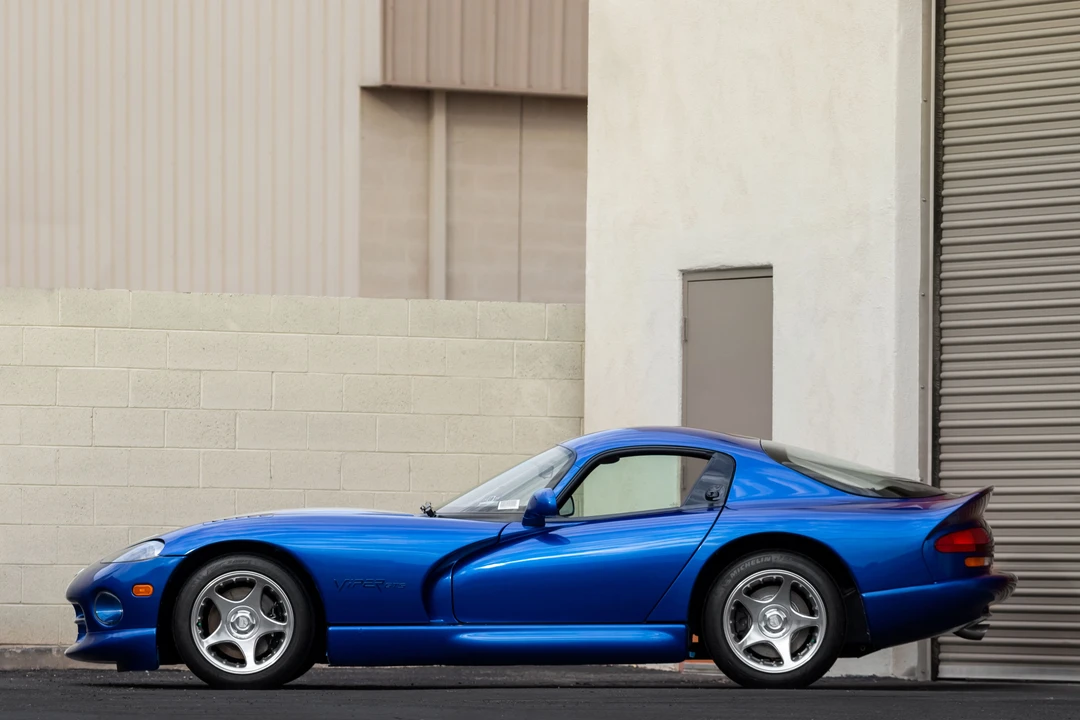 1996 Dodge Viper GTS 2nd Gen - Image 14 of 31