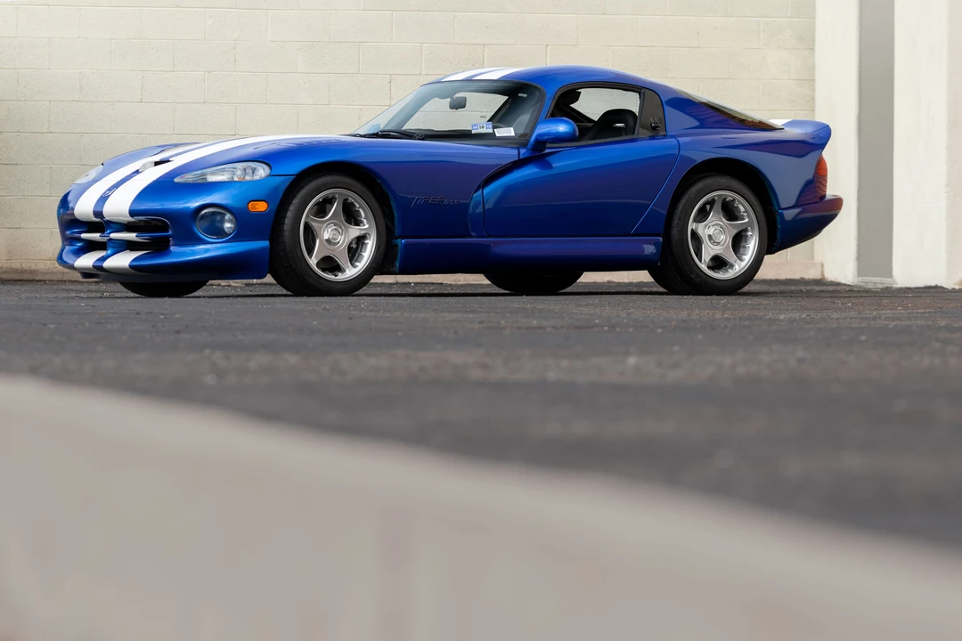 1996 Dodge Viper GTS 2nd Gen - Image 5 of 31