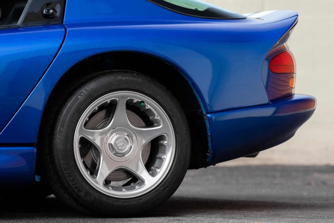 1996 Dodge Viper GTS 2nd Gen - Image 4 of 31