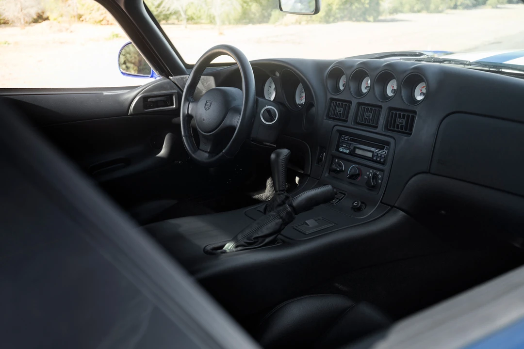 1996 Dodge Viper GTS 2nd Gen - Image 18 of 29