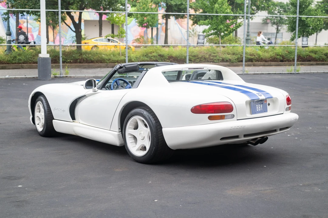 1996 Dodge Viper 2nd Gen - Image 9 of 31