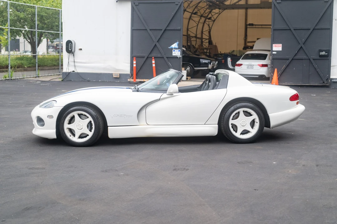 1996 Dodge Viper 2nd Gen - Image 10 of 31