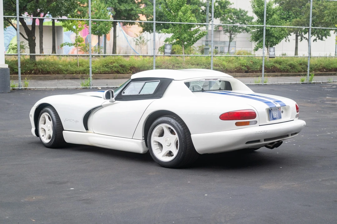 1996 Dodge Viper 2nd Gen - Image 17 of 31