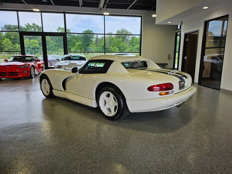 1996 Dodge Viper 2nd Gen - Image 4 of 17
