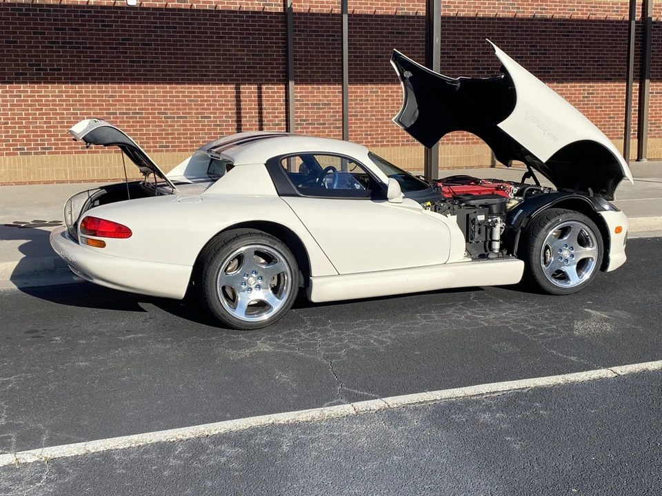 1996 Dodge Viper 2nd Gen - Image 21 of 31
