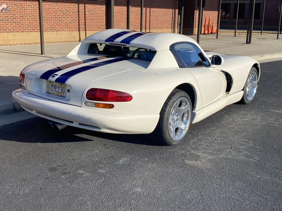 1996 Dodge Viper 2nd Gen - Image 13 of 31