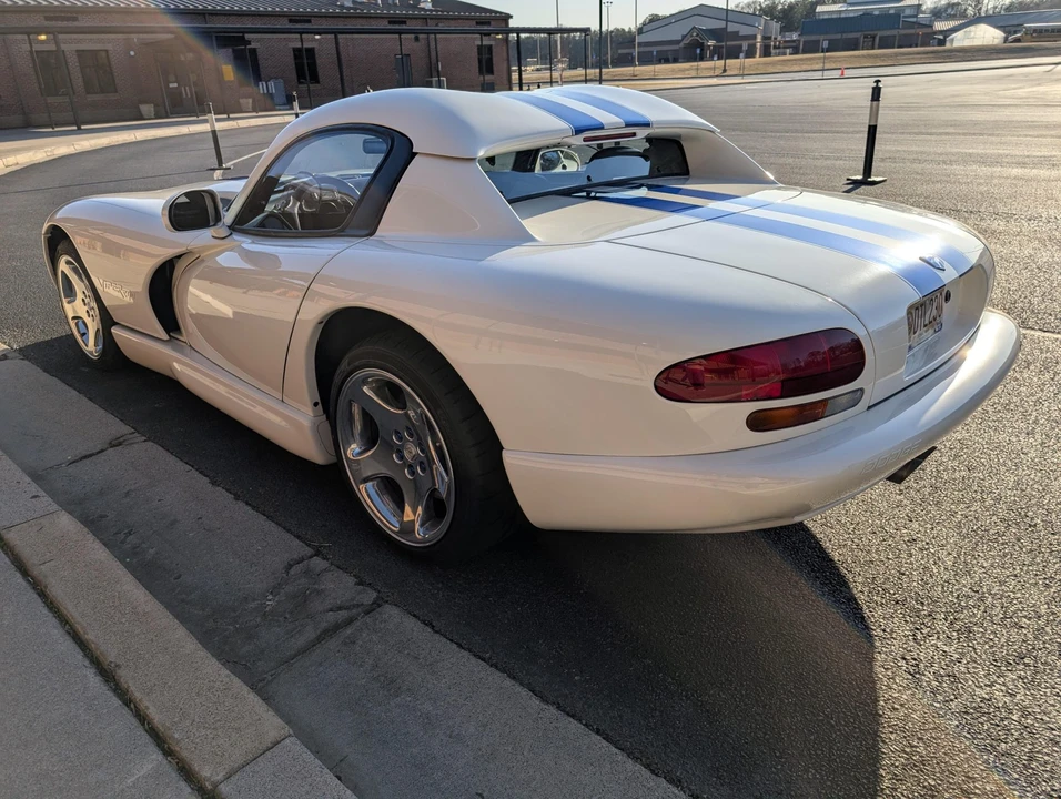 1996 Dodge Viper 2nd Gen - Image 18 of 31