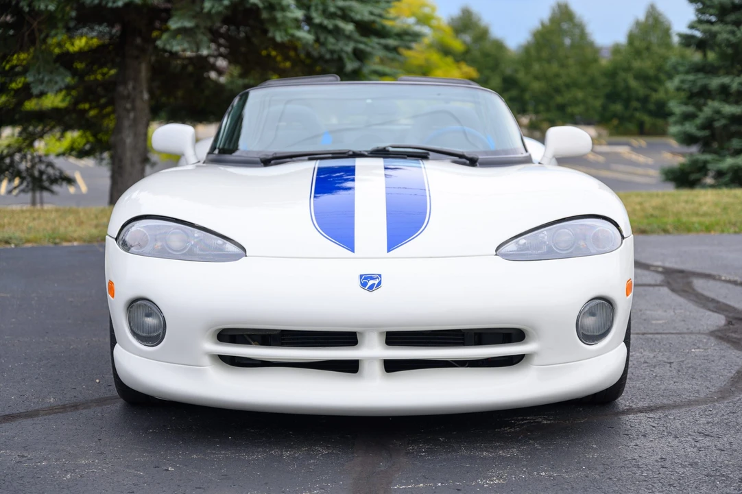1996 Dodge Viper 2nd Gen - Image 3 of 31