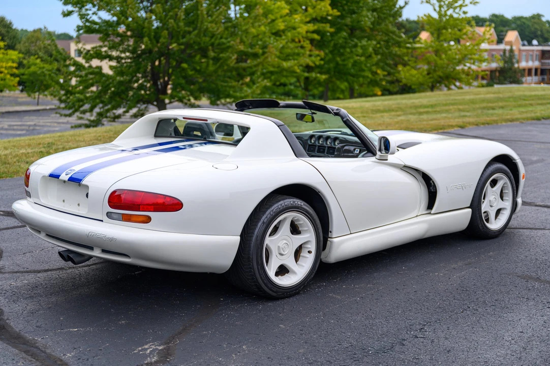 1996 Dodge Viper 2nd Gen - Image 7 of 31