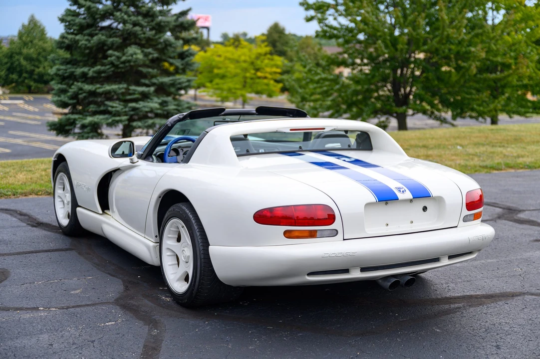 1996 Dodge Viper 2nd Gen - Image 11 of 31