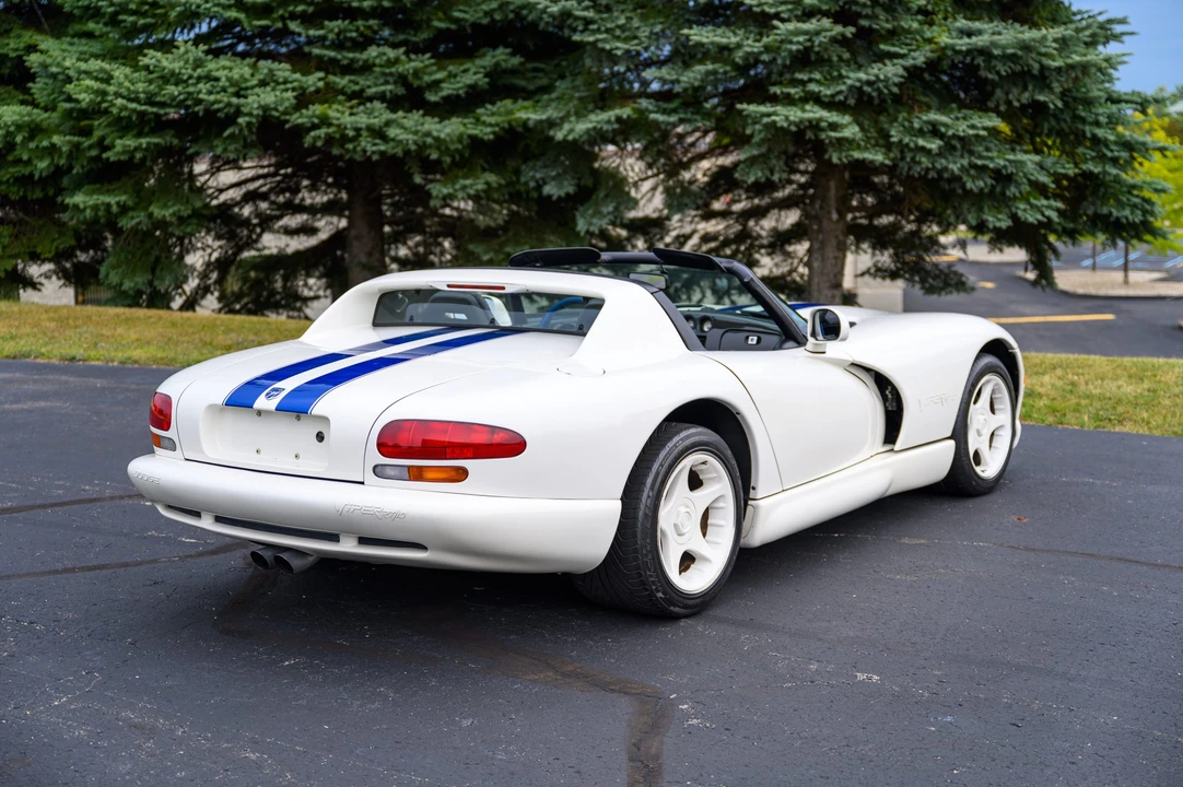 1996 Dodge Viper 2nd Gen - Image 9 of 31