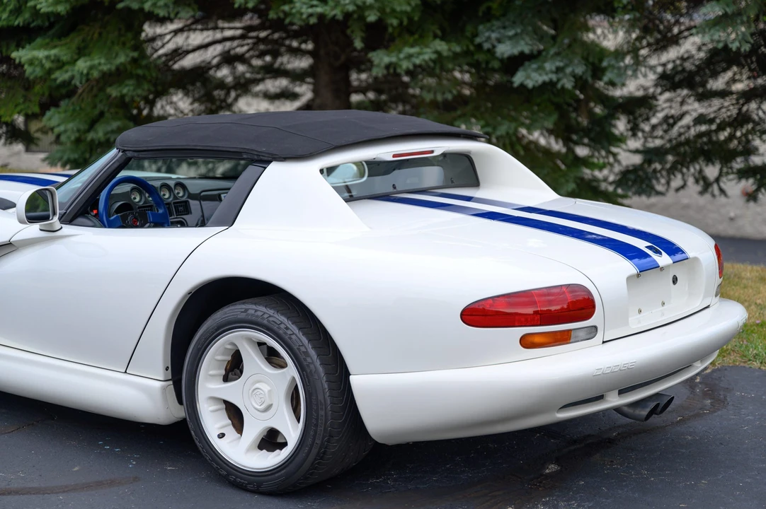 1996 Dodge Viper 2nd Gen - Image 28 of 31