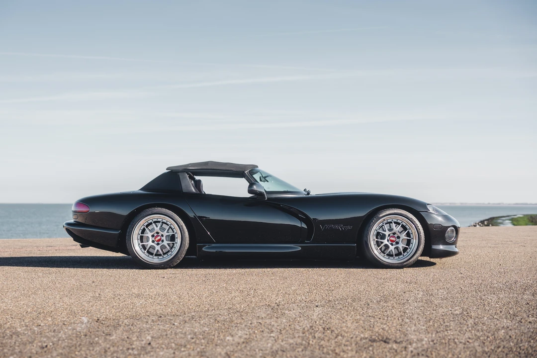 1996 Dodge Viper 2nd Gen - Image 8 of 31