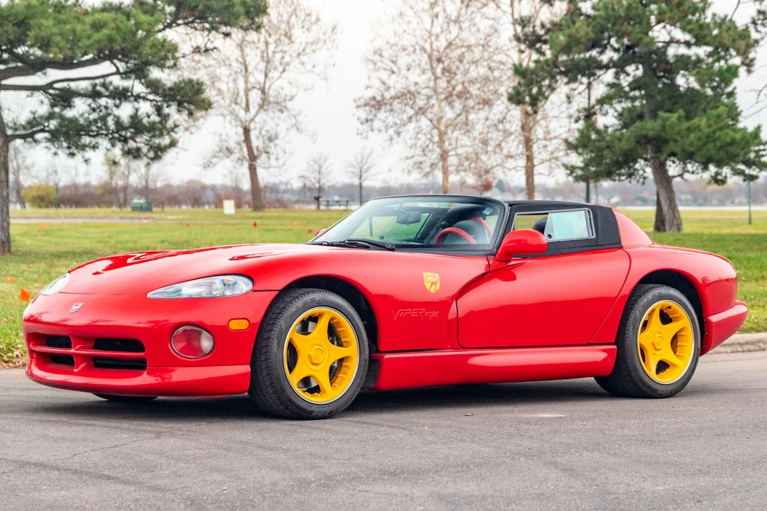 1996 Dodge Viper 2nd Gen - Image 2 of 31