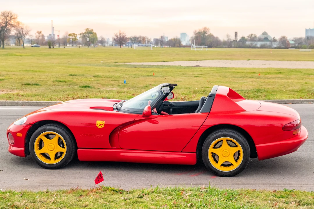 1996 Dodge Viper 2nd Gen - Image 14 of 31