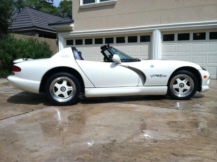 1996 Dodge Viper 2nd Gen - Image 2 of 12