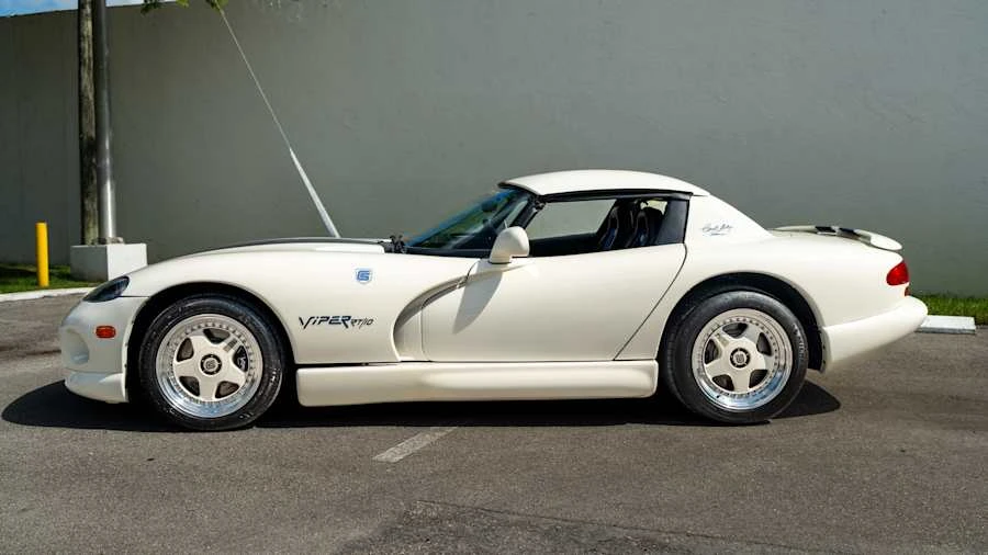1996 Dodge Viper 2nd Gen - Image 8 of 25