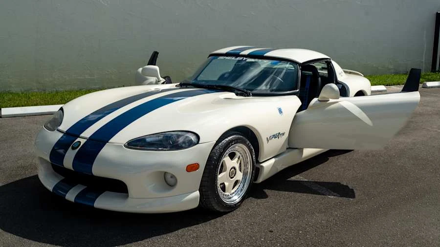 1996 Dodge Viper 2nd Gen - Image 14 of 25