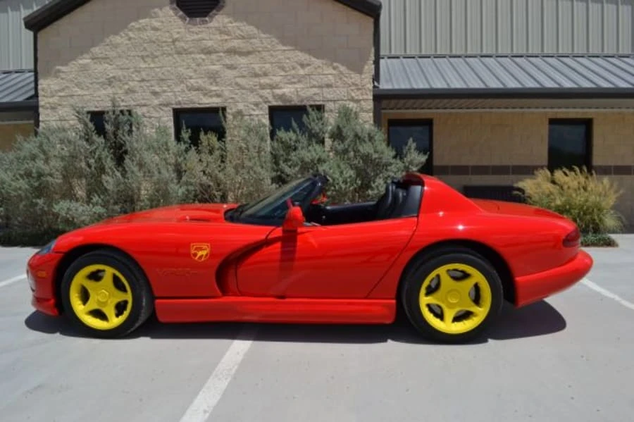 1996 Dodge Viper 2nd Gen - Image 2 of 8
