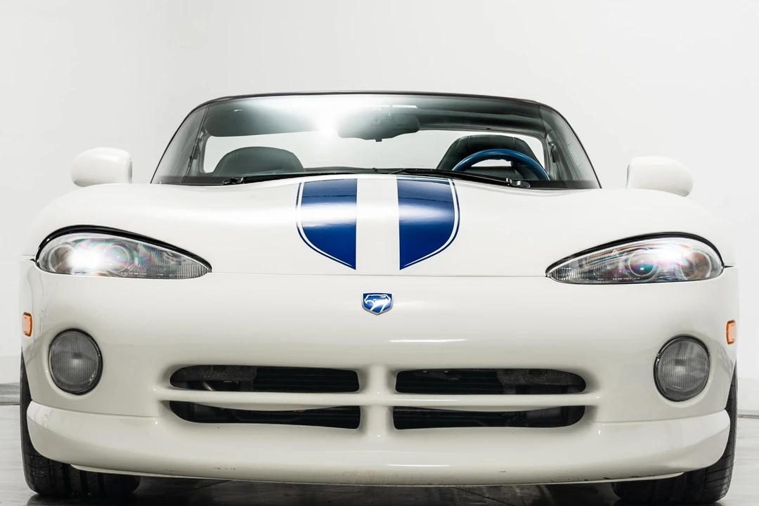 1996 Dodge Viper 1st Gen - Image 4 of 21