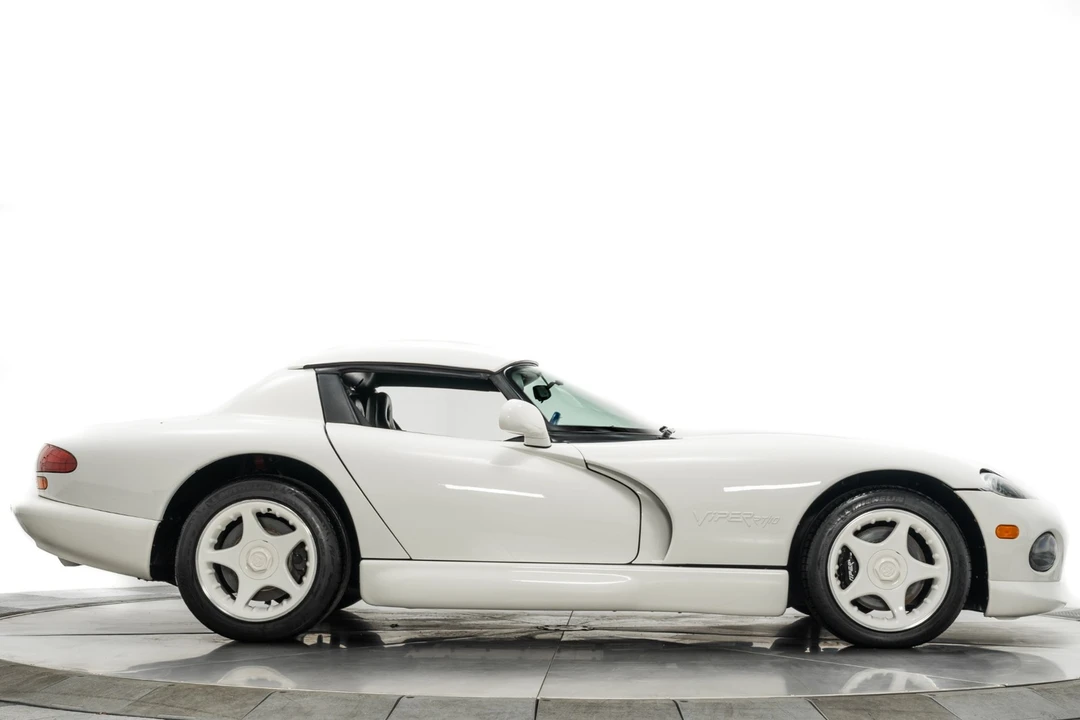 1996 Dodge Viper 1st Gen - Image 17 of 21
