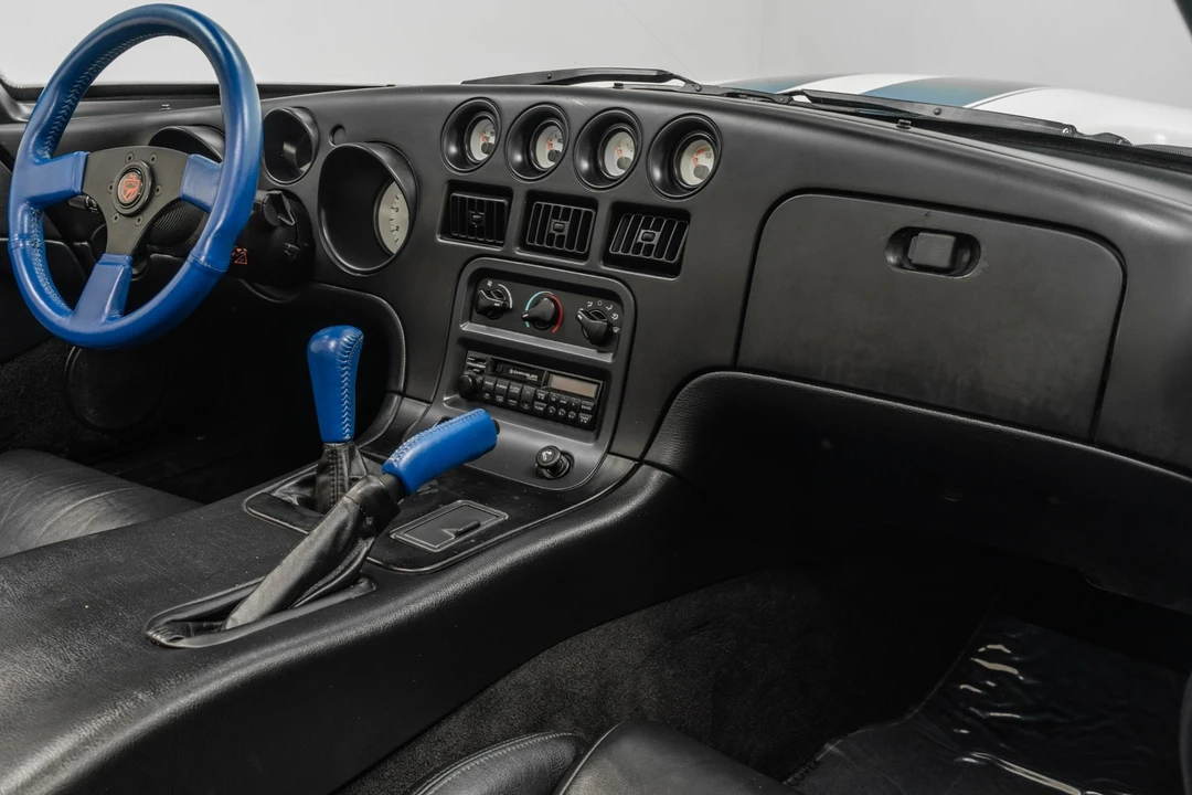 1996 Dodge Viper 1st Gen - Image 14 of 21