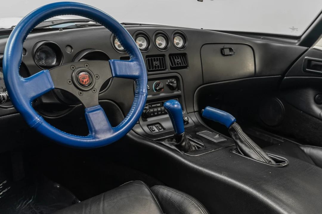 1996 Dodge Viper 1st Gen - Image 13 of 21