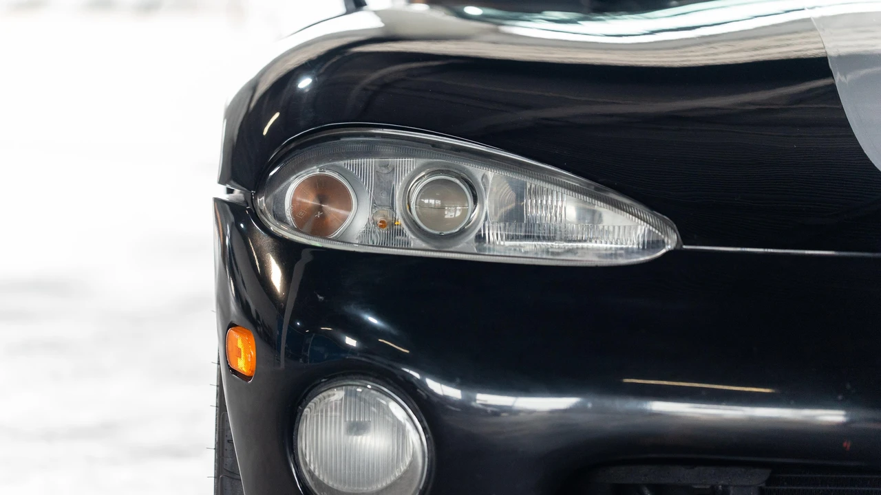 1996 Dodge Viper 2nd Gen - Image 14 of 31