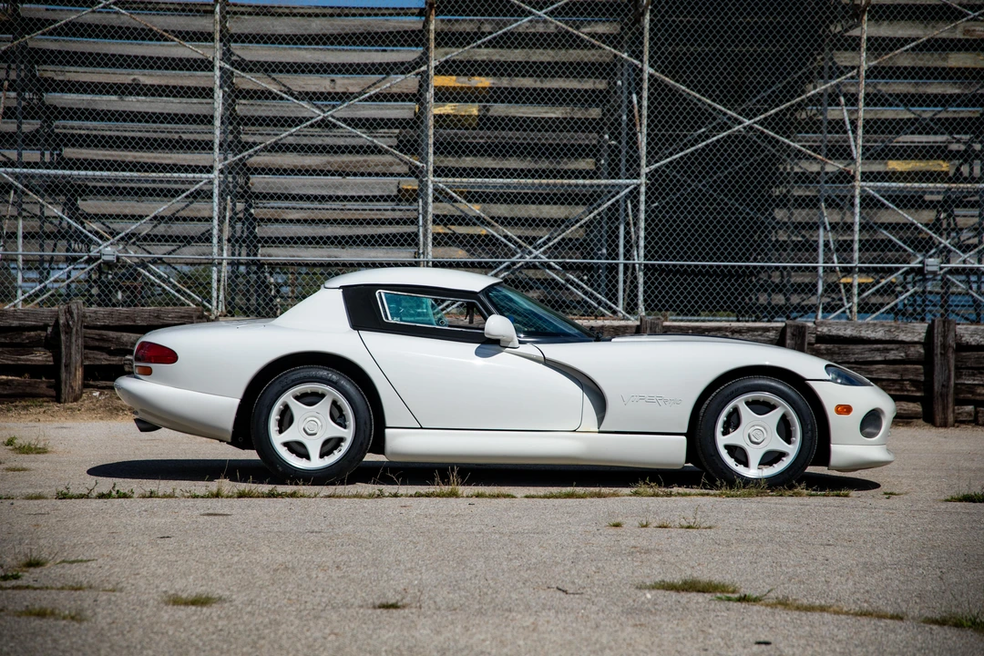 1996 Dodge Viper 2nd Gen - Image 11 of 31