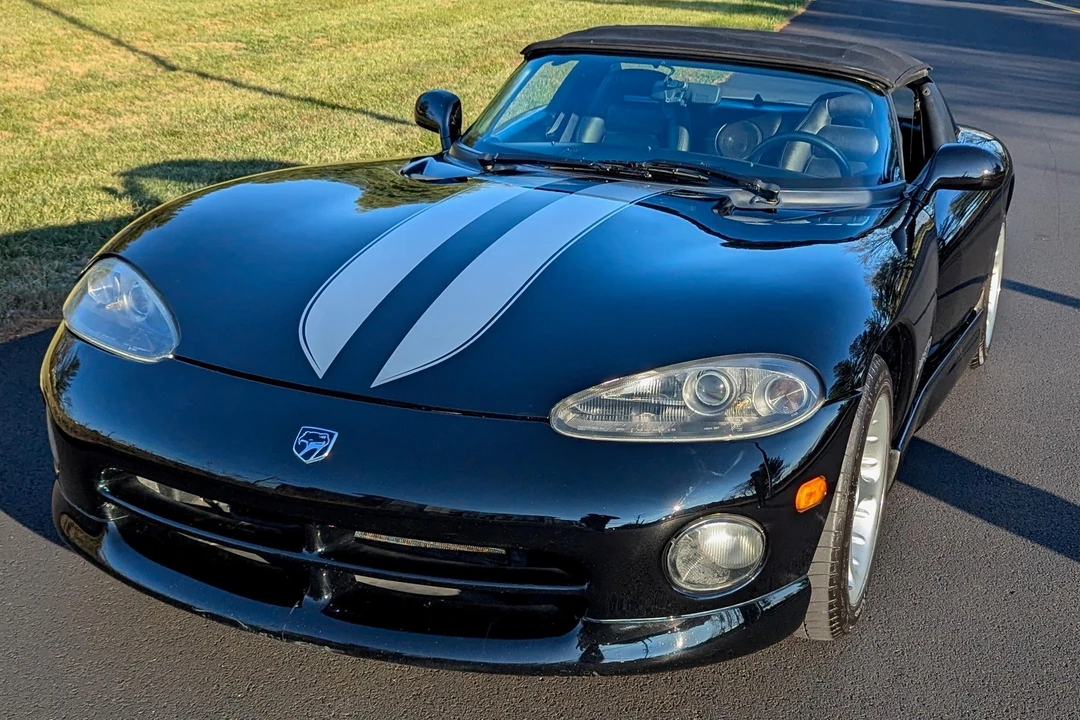 1996 Dodge Viper 2nd Gen - Image 8 of 31