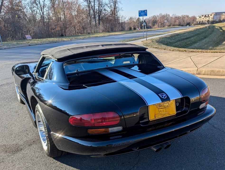 1996 Dodge Viper 2nd Gen - Image 17 of 31