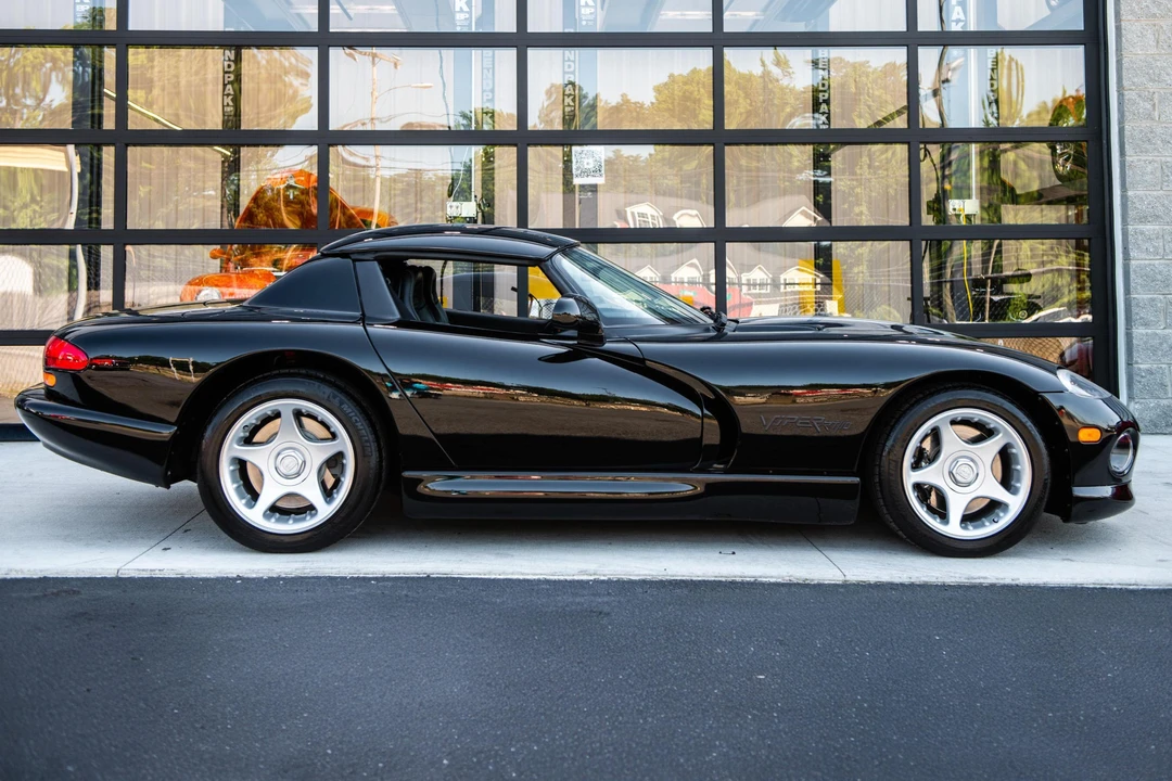 1996 Dodge Viper 2nd Gen - Image 3 of 31