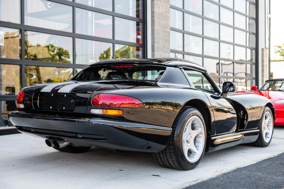 1996 Dodge Viper 2nd Gen - Image 10 of 31