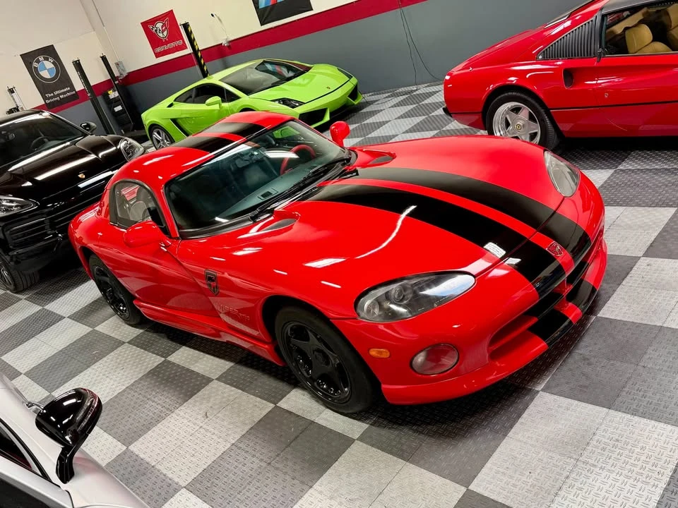 1996 Dodge Viper 2nd Gen - Image 2 of 19