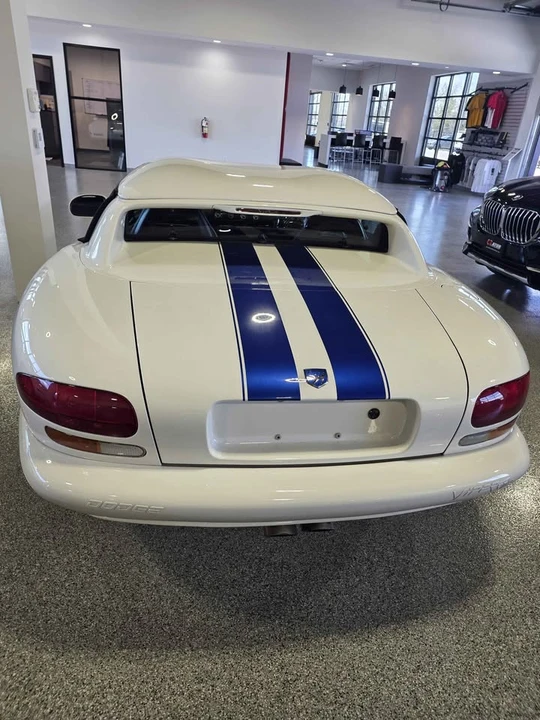 1996 Dodge Viper 2nd Gen - Image 3 of 4