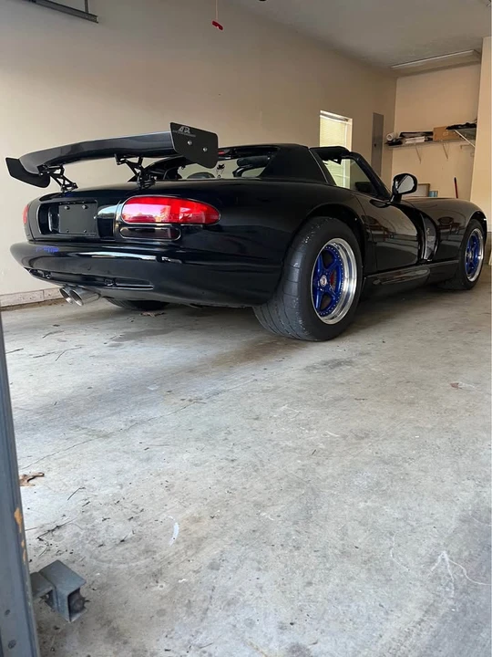 1996 Dodge Viper 2nd Gen - Image 14 of 18